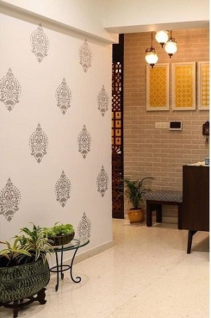 Painter in Bhosari Pune doing wall painting work